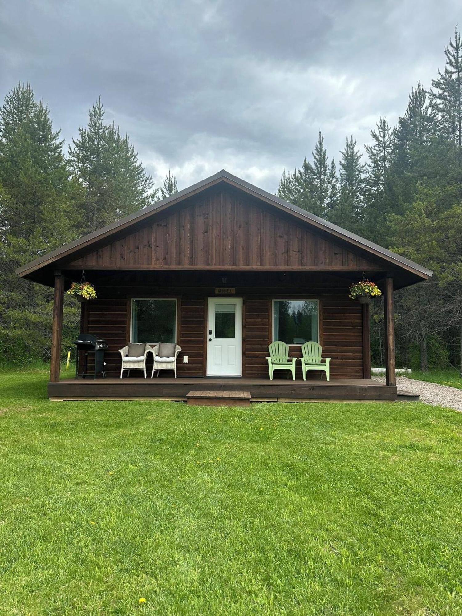 Glacier Homestead Coram Kültér fotó